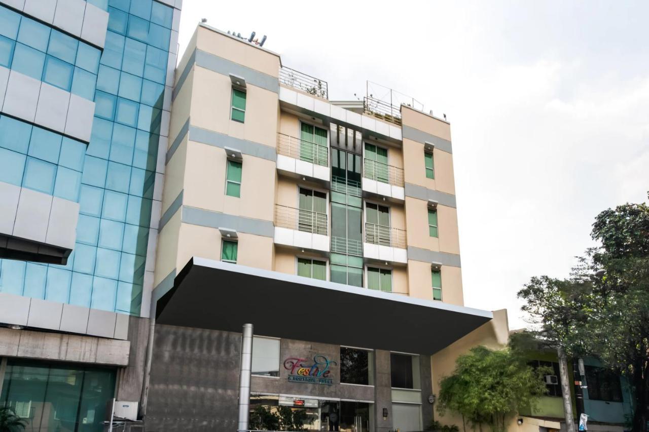 Festive Hotel Makati Paco Exterior photo