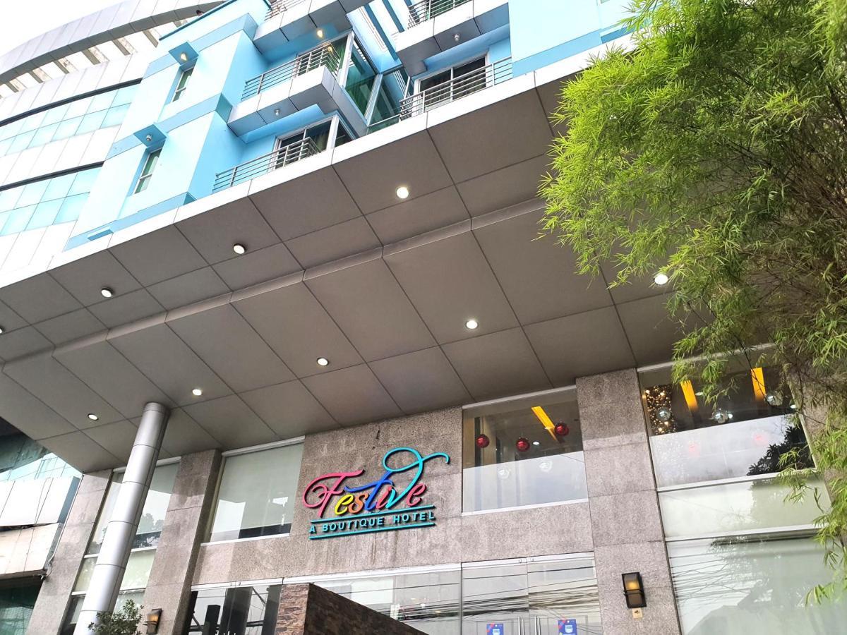 Festive Hotel Makati Paco Exterior photo