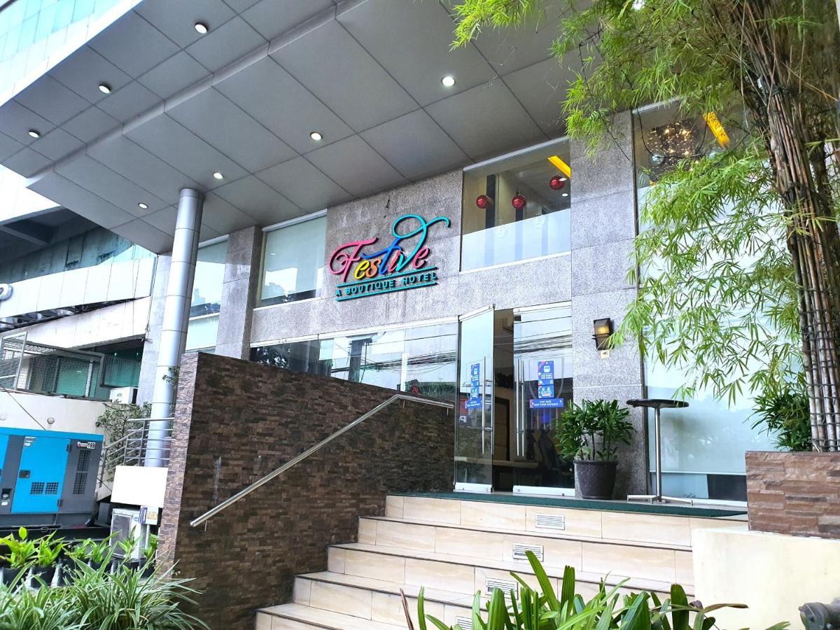 Festive Hotel Makati Paco Exterior photo