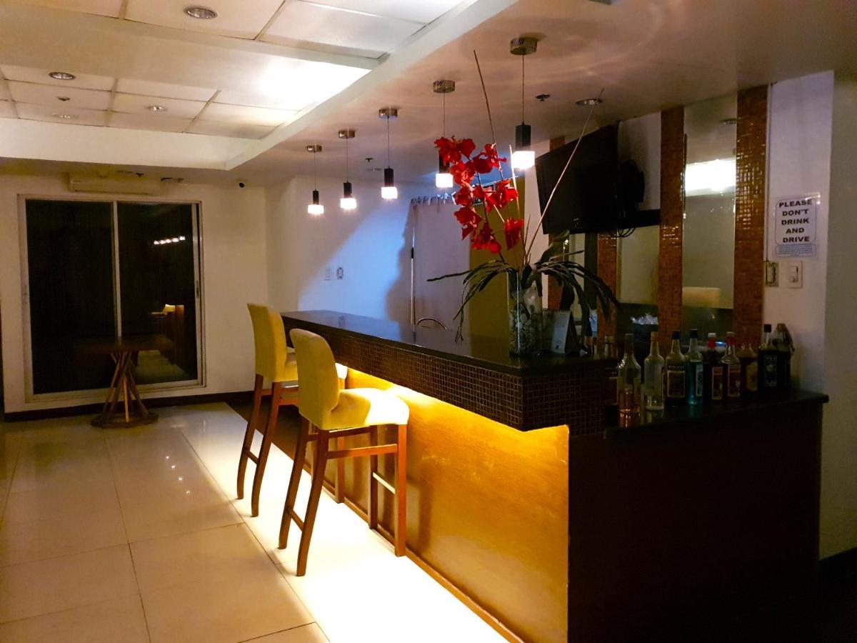 Festive Hotel Makati Paco Exterior photo